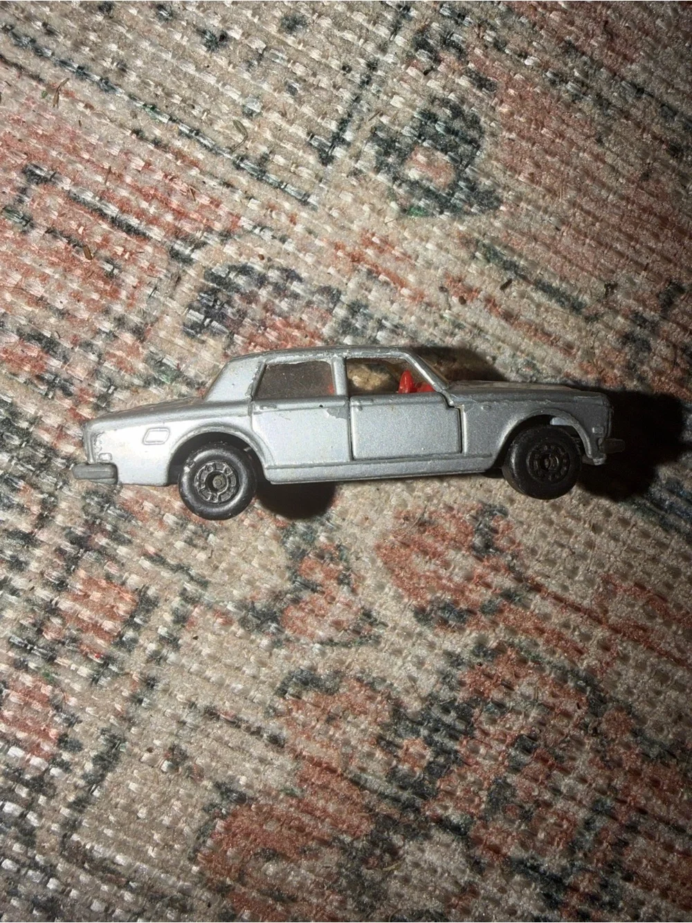 Vintage Matchbox Lesley 1979 # 39 Rolls Royce Silver Shadow in grey England
